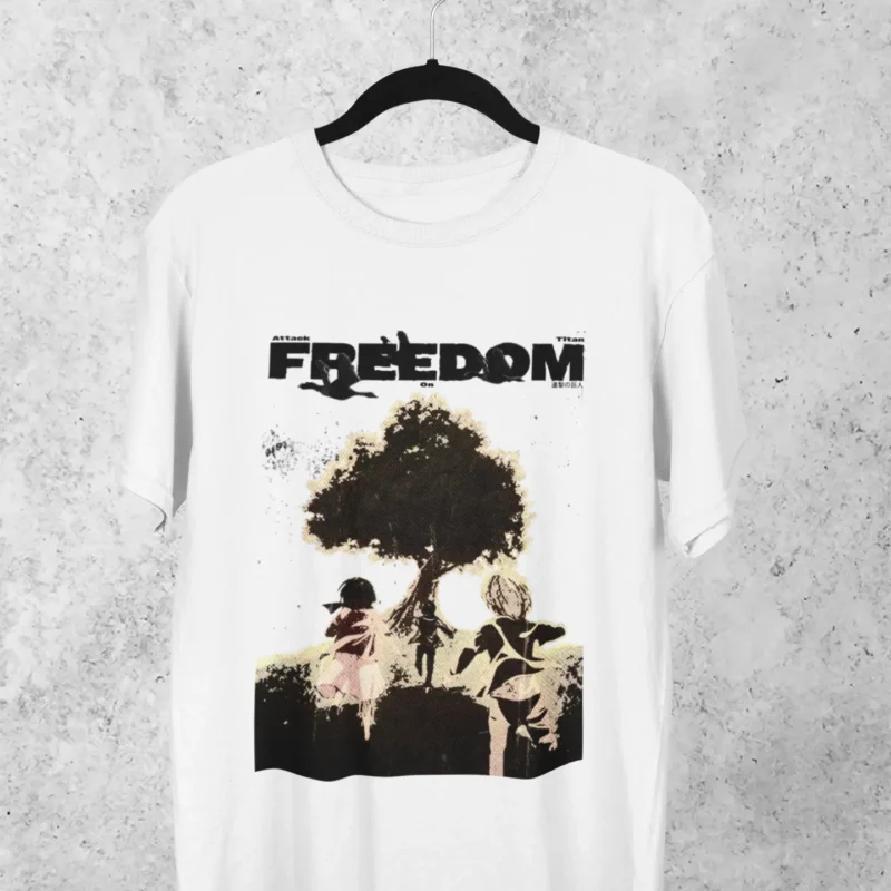 Camiseta blanca con diseño artístico de Shingeki No Kyojin